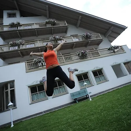 Wellness Di Bosco Aparthotel 4*