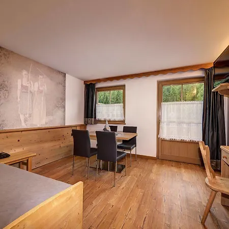Wellness Di Bosco Aparthotel