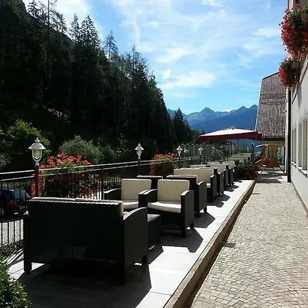 Wellness Di Bosco Aparthotel Tesero